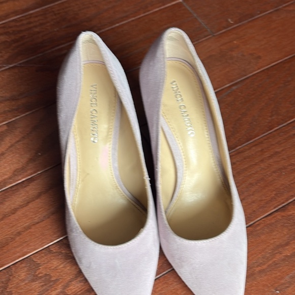 Vince Camuto Purple block heels - Picture 3 of 3